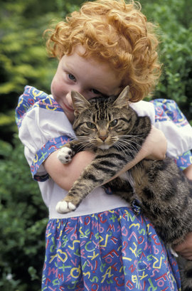 девочка, кот