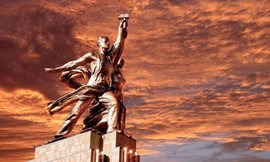 Социологи выяснили, что как россияне относятся к советским и нацистским символам