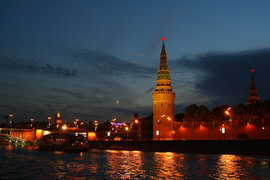 Ночью в подземном переходе около Кремля был избит и ограблен сотрудник посольства США 