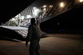 Министр обороны Эстонии попросил НАТО разместить в странах Балтии вооружение