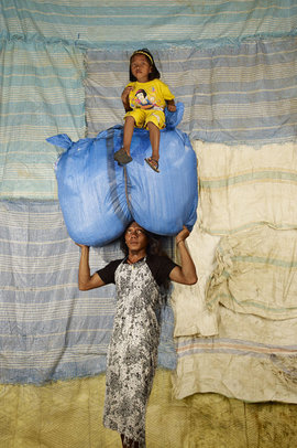 женщина, ребенок