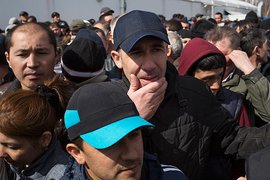 В России увеличена квота на выдачу разрешений на временное пребывание иностранцам 