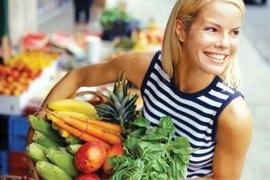 Девушки и овощи: морковь, помидор, фенхель... В чем схожесть?