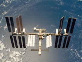 "России надо срочно уходить с МКС"