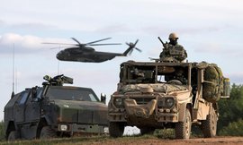 Более 11000 натовских военнослужащих завершают учения у российских границ, носящие название Saber Strike ("Удар сабли")