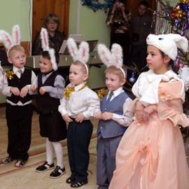 дед мороз, подарки, дети просят подарки у дела мороза, великий устюг, резиденция деда мороза, родина деда мороза