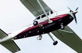 Под Тюменью угнаны два самолета. Один уже совершил аварийную посадку, второй летит в Москву