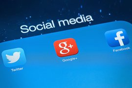 Google и Twitter создают могучую "информационную пушку" против России