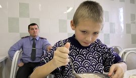 Кто сейчас занимается делами несовершеннолетних преступников? Об этом Pravda.Ru рассказал подполковник Григорий Марченков 