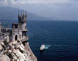 Ласточкино гнездо, Крым