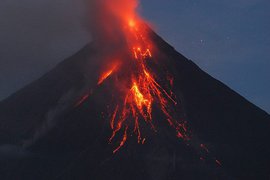 В Японии активизировался вулкан около возобновившей работу после "Фукусимы" АЭС