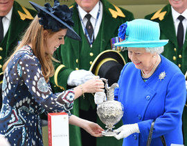принцесса Беатриса Елизавета Мария Йоркская, королева Елизавета II