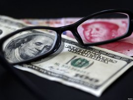 Евгений Ретюнский, председатель правления Русского Международного банка, в интервью Pravda.Ru рассказал, почему США боятся конкуренции со стороны юаня