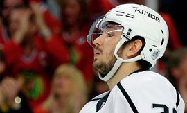 Хоккеист Войнов намерен вернуться в Россию с семьей 